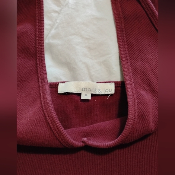 monk & lou | Woman's Burgundy Red Wine Fitted Ribbed Crop Top | Medium - Picture 4 of 8